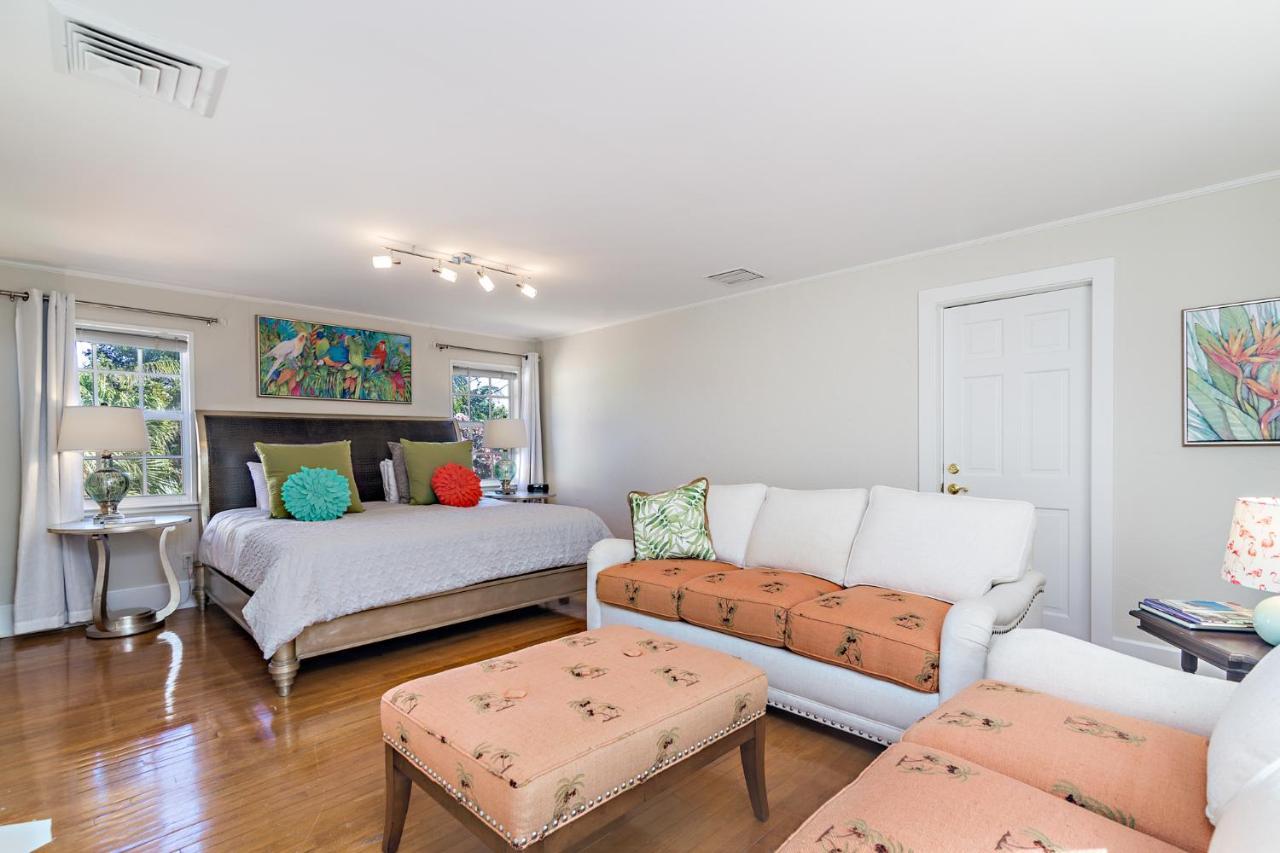 Three-Bedroom Suite,1084248631:JPEG