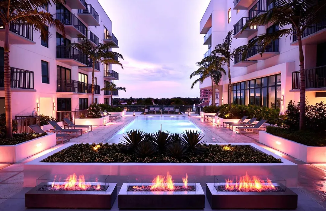 Hotel Aka West Palm-1